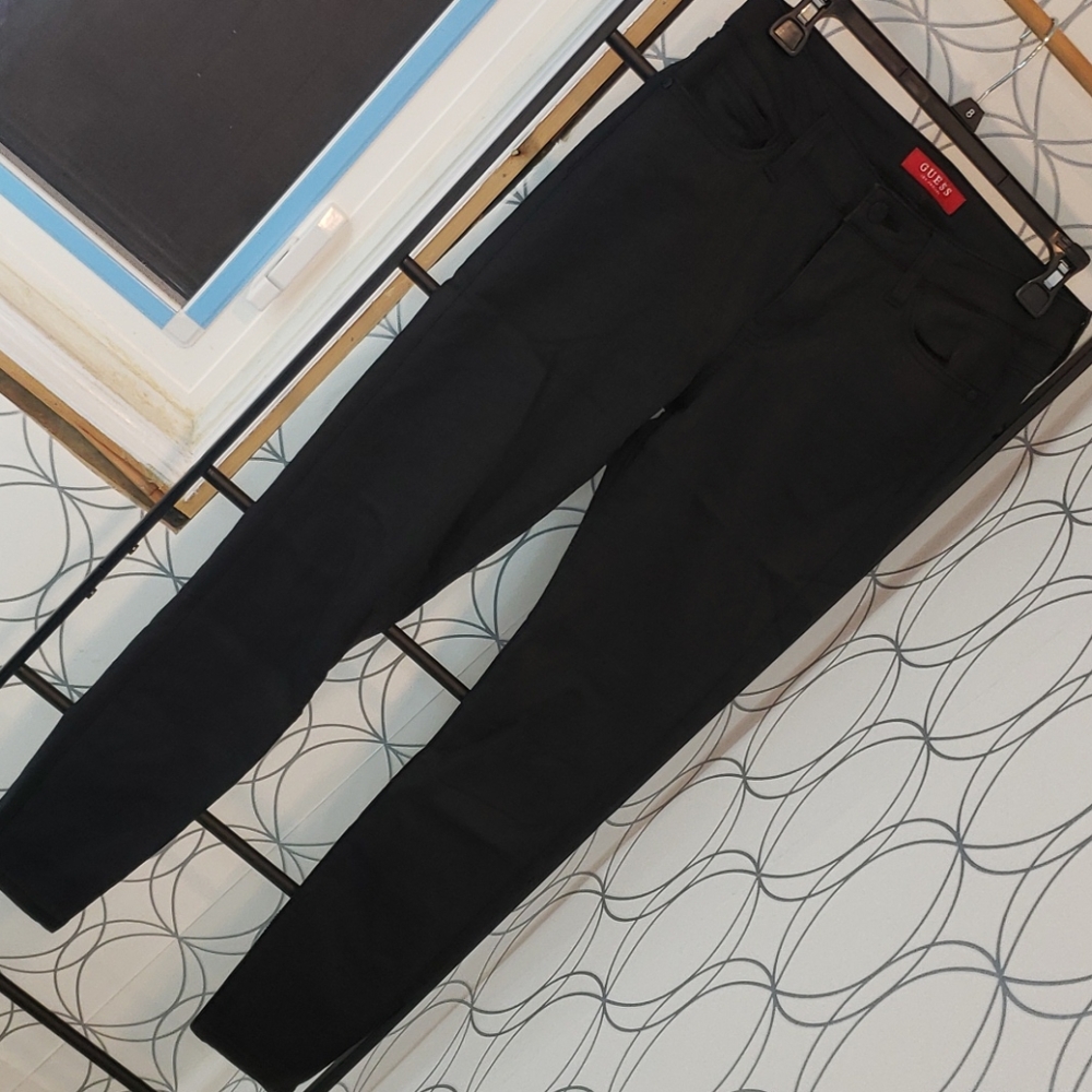 Euc size 27 guess 5 pocket pants black skinny